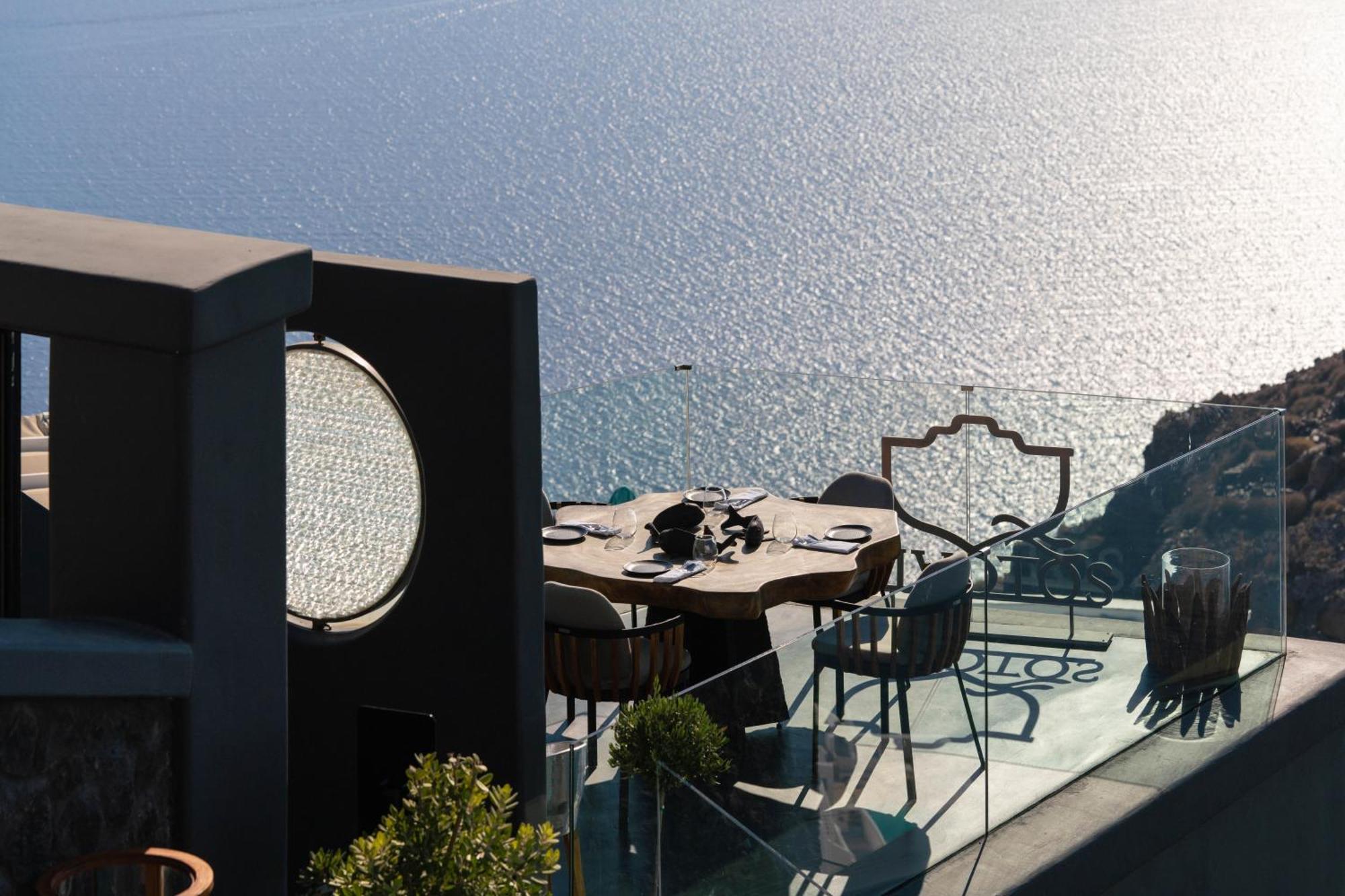 Kivotos Santorini Hotel อิเมโรวิยอน ภายนอก รูปภาพ